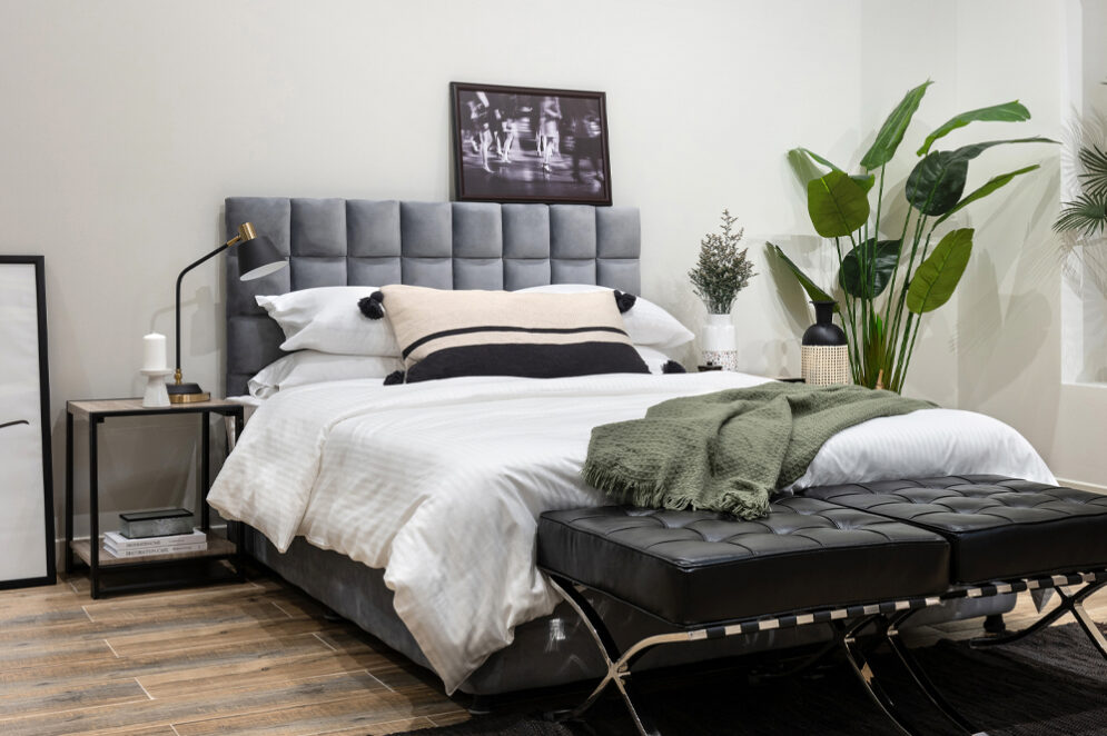 Domino-bed.jpg