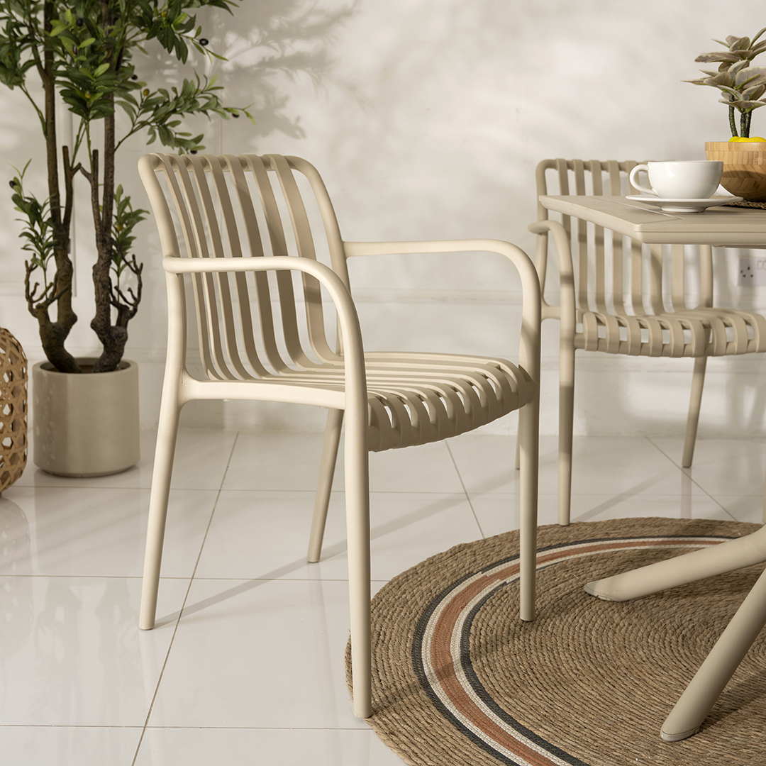 DINO DINING SET 1+4 BEIGE (3) DINO DINING SET 1+4 BEIGE (3)