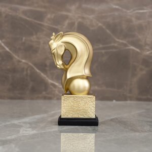 Auric Polyresin gold horse head accent 11.7 x 6.8 x 21.6 cm