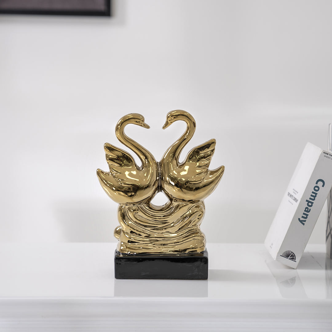 Delyn ceramic gold swan accent 25*9*30 cm