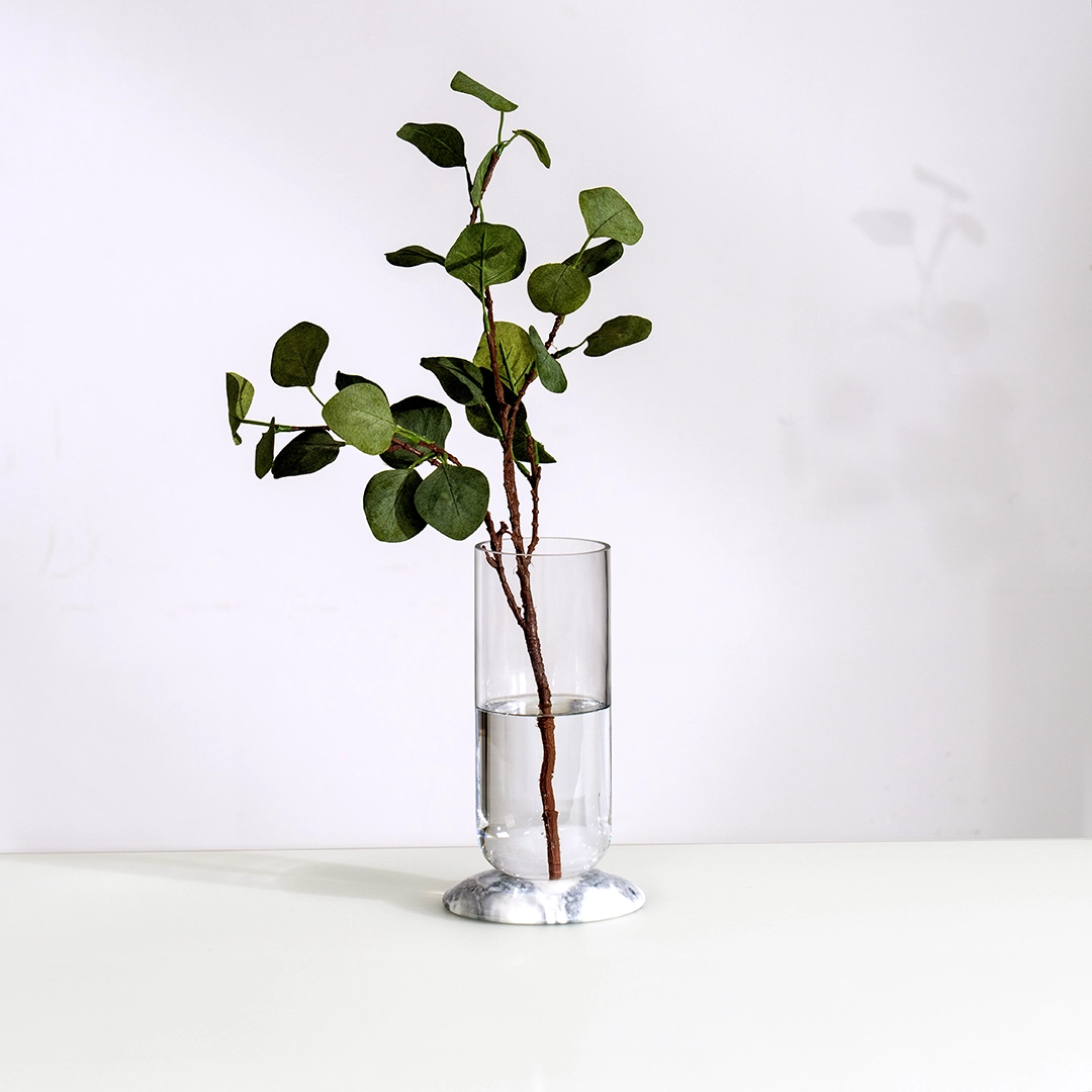 Lemont glass vase with marble base 13.5×13.5x24cm
