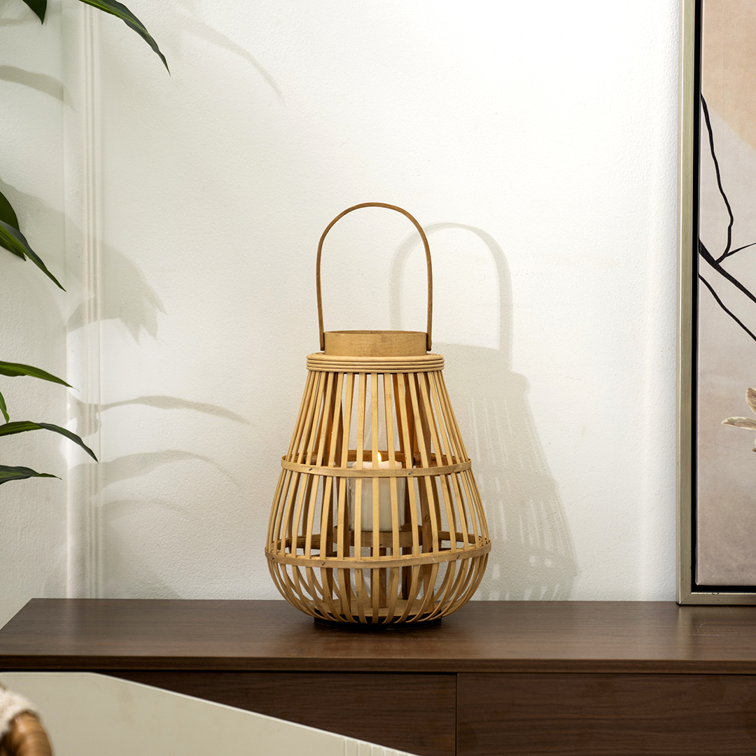 Lorenz bamboo lantern with glass votive 12×21.5x34cm