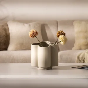 Quinn ceramic flower shape vase 19*19*18.7 cm