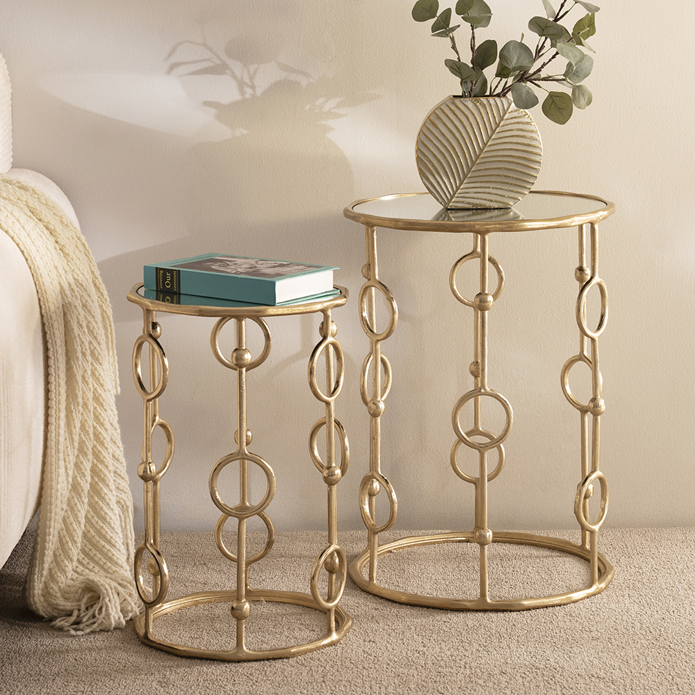 Rings Nest of tables