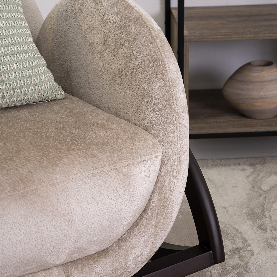 The Oval Rocking Chair - Image 4