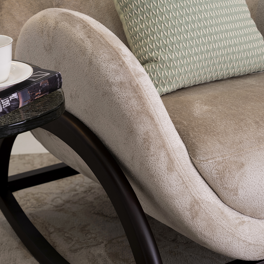 The Oval Rocking Chair - Image 5