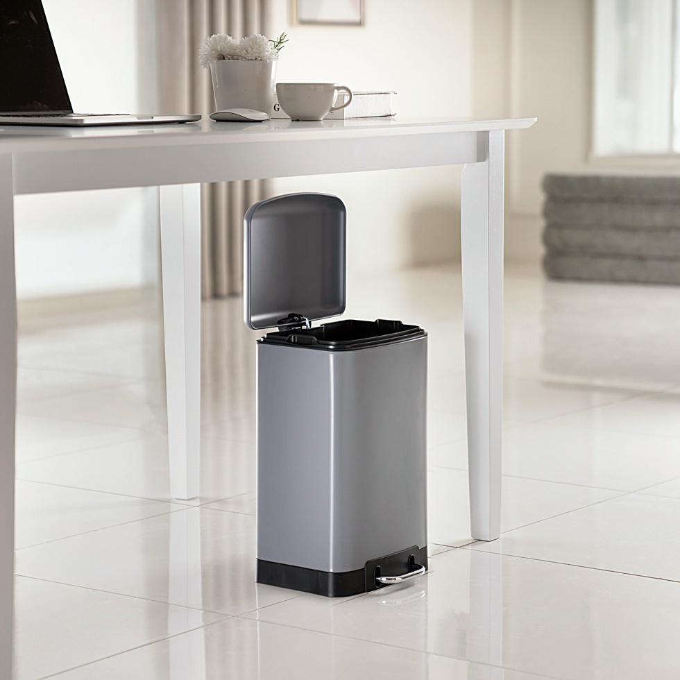 TRILO 30L DUSTBIN (2) TRILO 30L DUSTBIN (2)