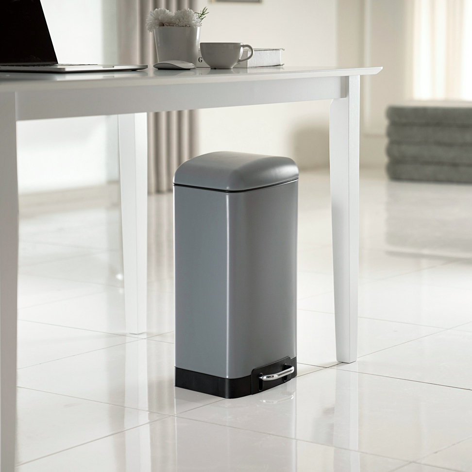 TRILO 30L DUSTBIN (3) TRILO 30L DUSTBIN (3)