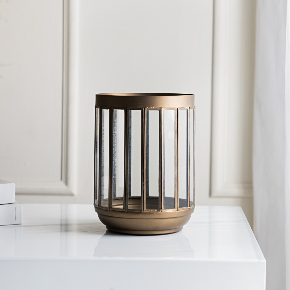 Mesa metal antique finish Candle holder 20.5X20.5X27 CM