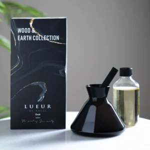 Lueur Reed Diffuser Oud 220ML