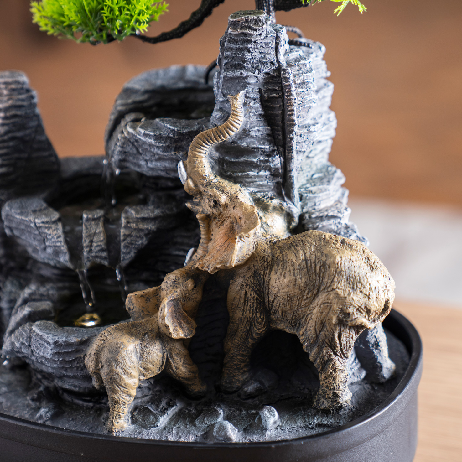 Rivulet Elephant & Cub Indoor Fountain Grey 27x19x32Cm - Image 4