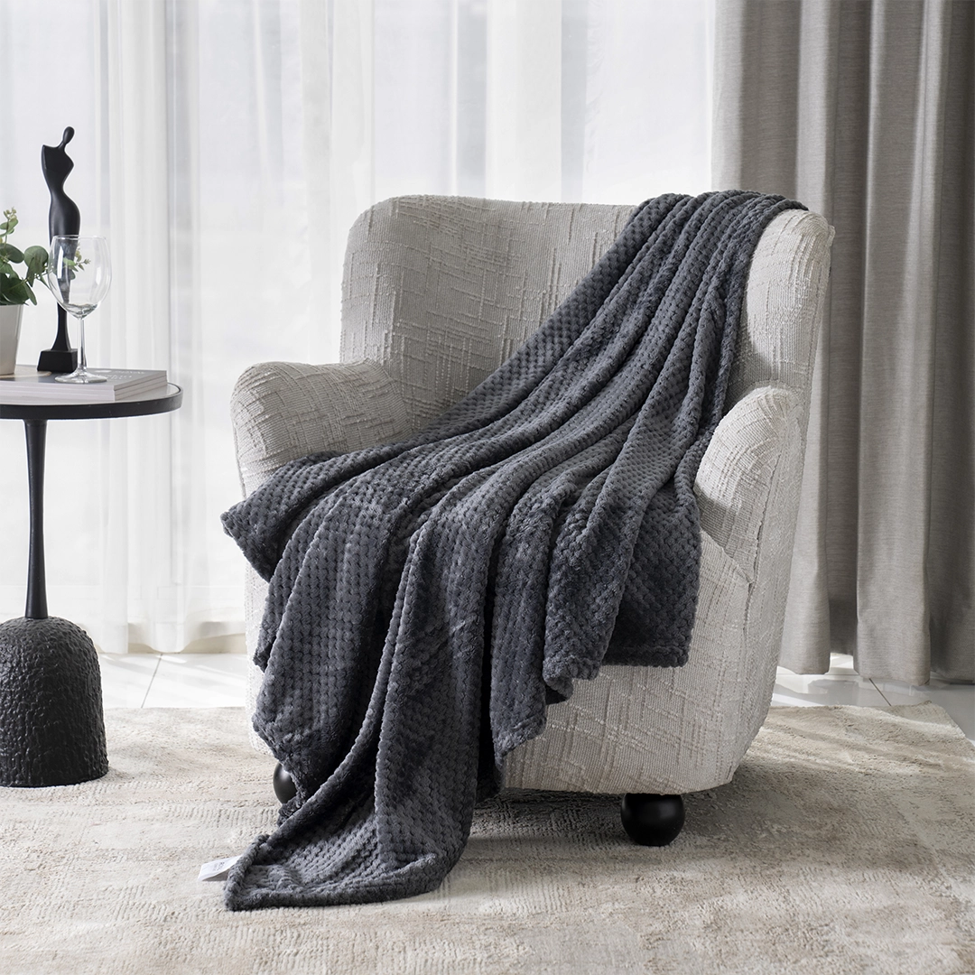 Celestine Knitted Blanket Dark Grey 127x152Cm