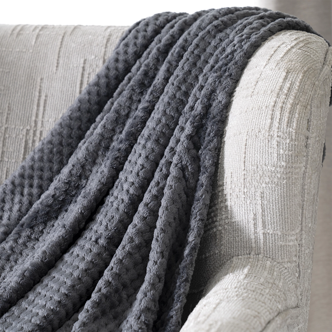 Celestine Knitted Blanket Dark Grey 127x152Cm - Image 4