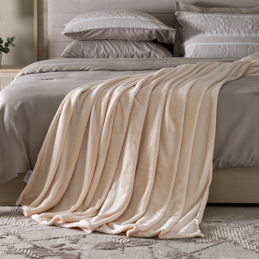 Celestine Solid Blanket Beige 200x230Cm