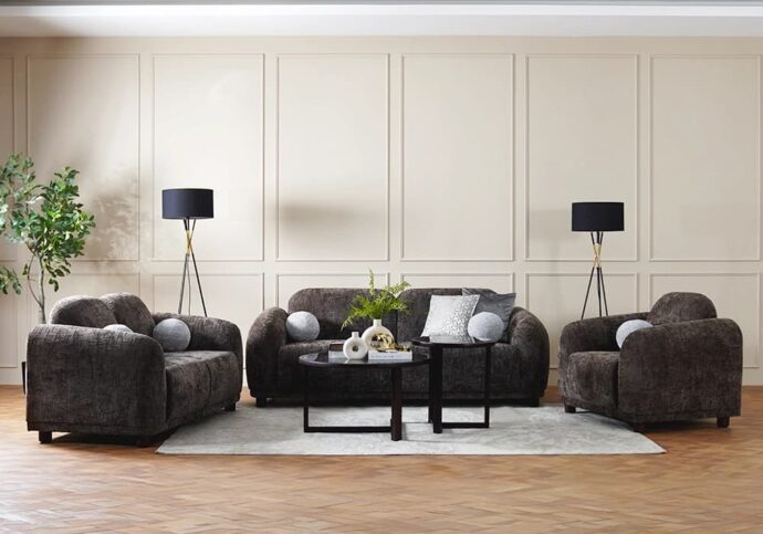 What Is a 7-Seater Sofa Set? Reading the Numbers Before You Buy