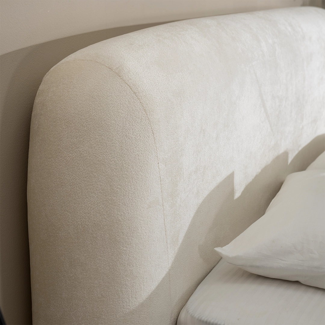 The Vinicius Bed with Built-In Foot Bench - Image 8