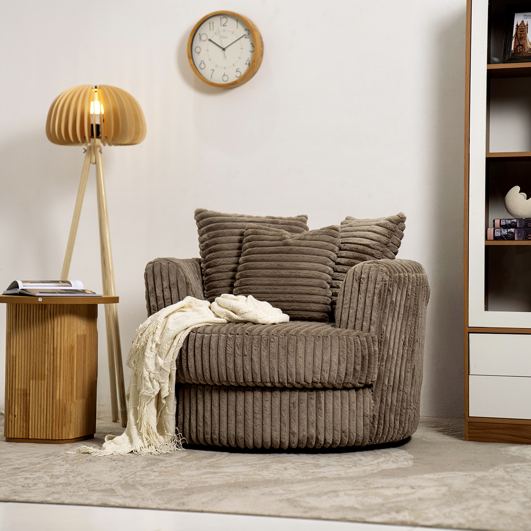 Single-Seater Sofas: How to Pair One With a Sofa Set Without Crowding the Room